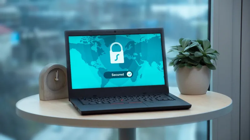 Sicurezza informatica a basso costo: la guida per le PMI italiane che vogliono proteggersi davvero